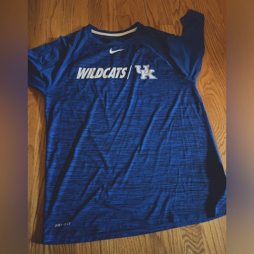 Nike 3/4 sleeve shirt Kentucky